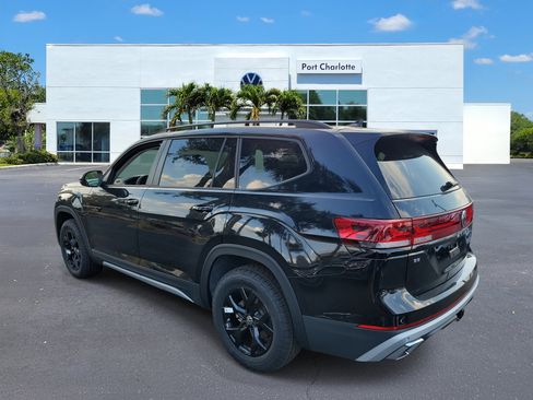 New 2026 Volkswagen Atlas Peak Edition image 36