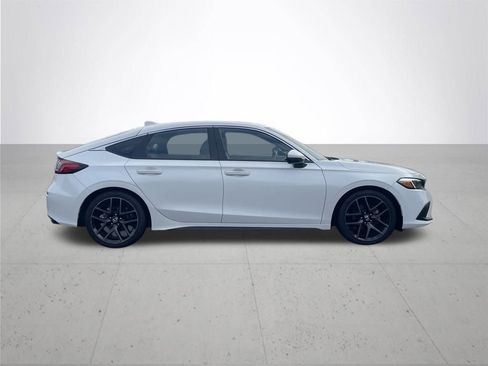 Used 2023 Honda Civic Sport Touring image 5