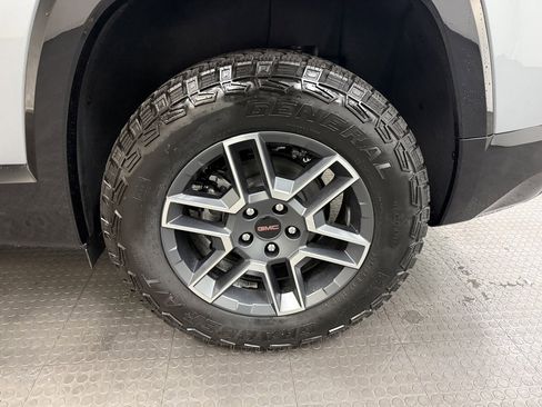 New 2026 GMC Terrain AT4 image 11