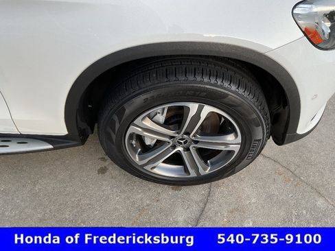 Used 2018 Mercedes-Benz GLC 300 4MATIC image 13