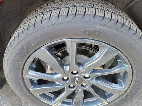 Used 2022 Chevrolet Equinox RS w/ RS Leather Package image 16