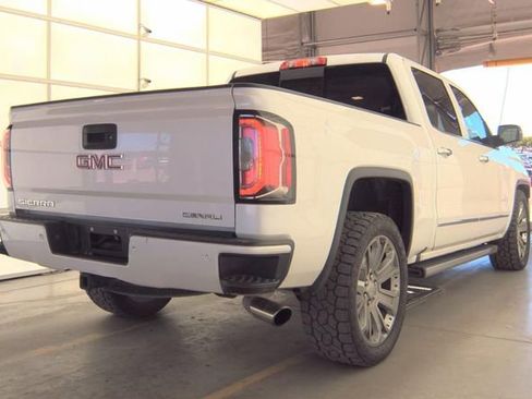Used 2017 GMC Sierra 1500 Denali w/ Denali Ultimate Package image 3