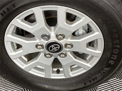 Used 2025 Toyota Tacoma SR image 27