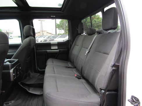 Used 2016 Ford F150 XLT w/ Equipment Group 302A Luxury AWD/4WD image 11