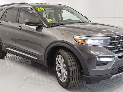 Used 2020 Ford Explorer XLT w/ Equipment Group 202A