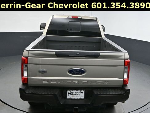 Used 2017 Ford F250 King Ranch w/ FX4 Off-Road Package image 34