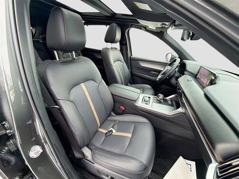 Used 2025 MAZDA CX-90 Plug-In Hybrid w/ Premium Plus image 34