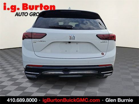 Certified 2025 Buick Envision Sport Touring image 5