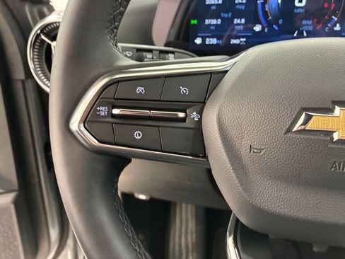 Used 2025 Chevrolet Equinox LT w/ Safety and Technology Package AWD/4WD image 23