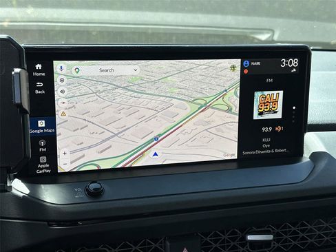 Used 2025 Honda Accord Touring image 18