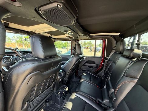 Used 2022 Jeep Gladiator Mojave w/ Cold Weather Group AWD/4WD image 26