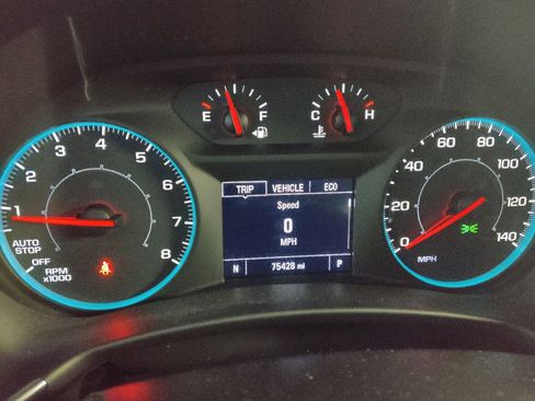 Used 2021 Chevrolet Equinox LS FWD image 23