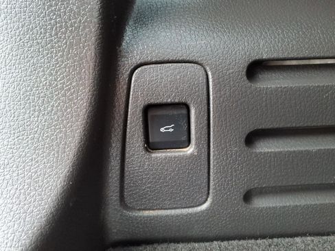 Used 2013 Ford Edge SEL AWD/4WD image 15