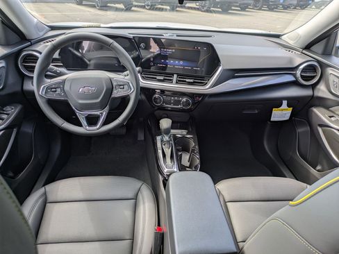 New 2026 Chevrolet Trax ACTIV w/ Driver Confidence Package image 15
