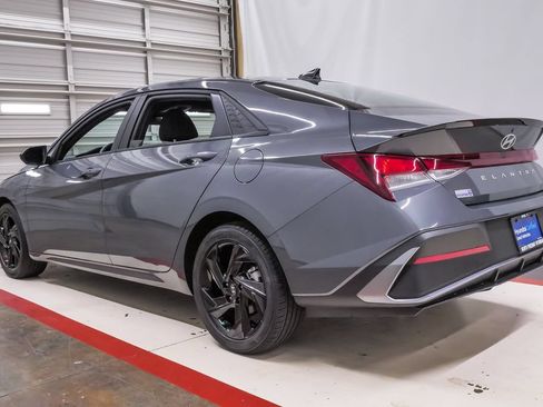 Certified 2026 Hyundai Elantra Sport FWD image 8