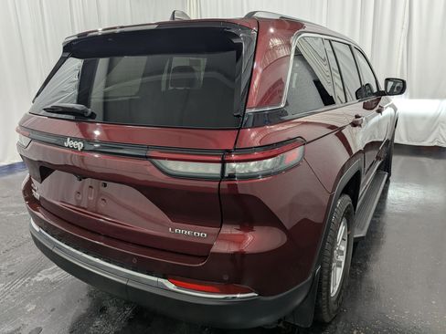 Used 2023 Jeep Grand Cherokee Laredo w/ Trailer Tow Prep Group (B) image 7