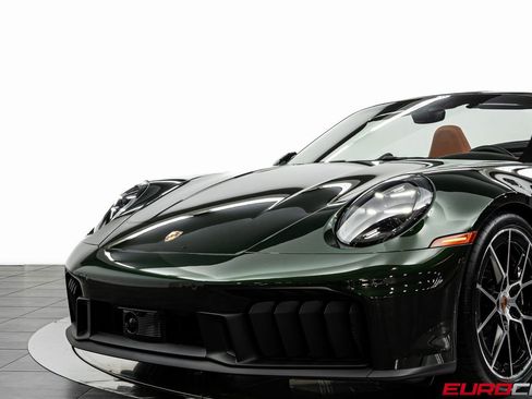 Used 2026 Porsche 911 Carrera 4 GTS AWD/4WD image 15