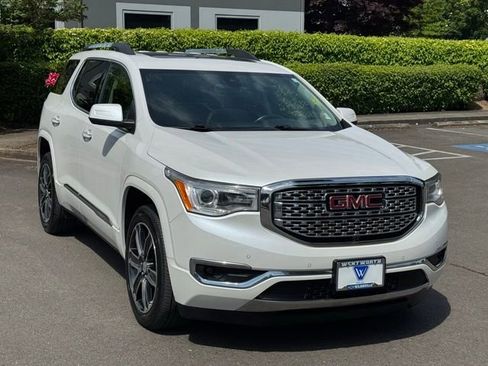 Used 2018 GMC Acadia Denali w/ Technology Package AWD/4WD image 1