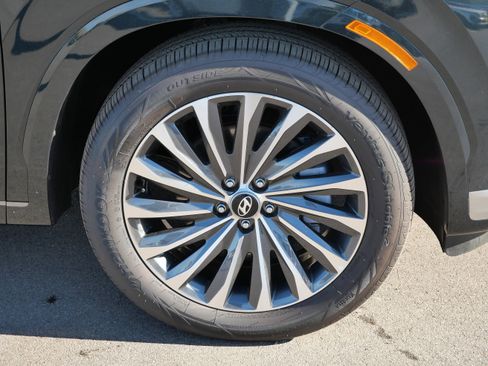 Certified 2025 Hyundai Palisade Calligraphy image 15