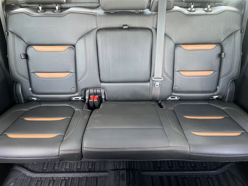 Used 2019 GMC Sierra 1500 AT4 w/ AT4 Premium Package AWD/4WD image 21