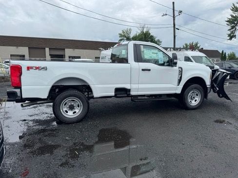 New 2026 Ford F350 XL w/ FX4 Off-Road Package AWD/4WD image 3