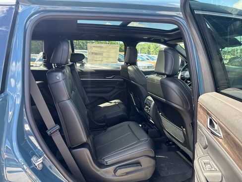 New 2026 Jeep Grand Cherokee L Limited AWD/4WD image 25