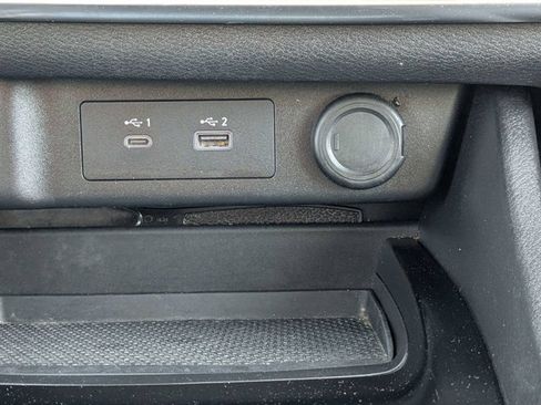 Certified 2023 Nissan Rogue SV image 28