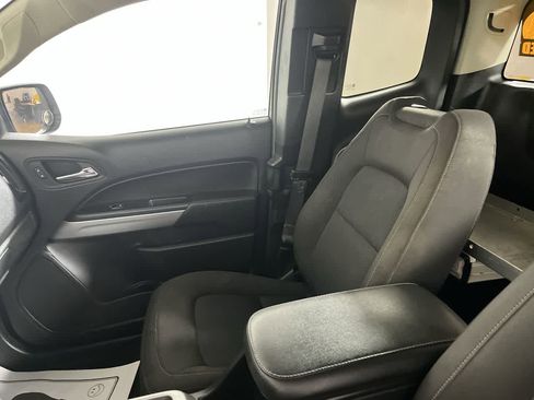 Used 2022 Chevrolet Colorado LT w/ Fleet Safety Package image 26