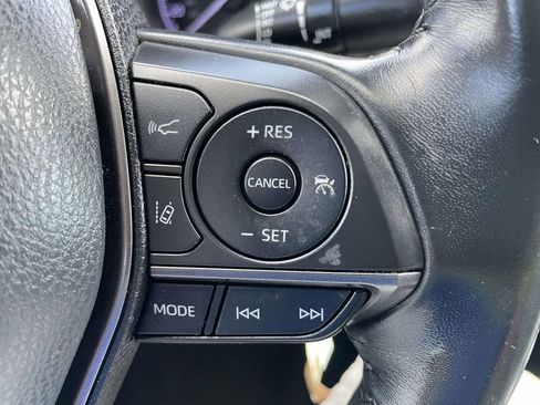 Used 2021 Toyota Camry SE image 33