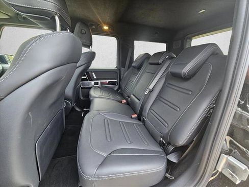 Used 2025 Mercedes-Benz G 550 image 12