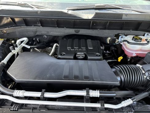 Certified 2024 Chevrolet Silverado 1500 Custom AWD/4WD image 11