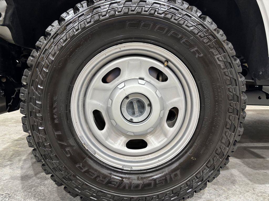 Used 2022 Ford F250 XL w/ Power Equipment Group AWD/4WD image 26