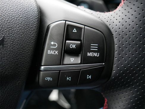 Certified 2025 Ford Escape ST-Line w/ Cold Weather Package image 18