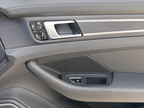 Used 2019 Porsche Panamera GTS image 61