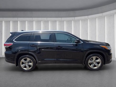 Used 2015 Toyota Highlander Limited AWD/4WD image 6