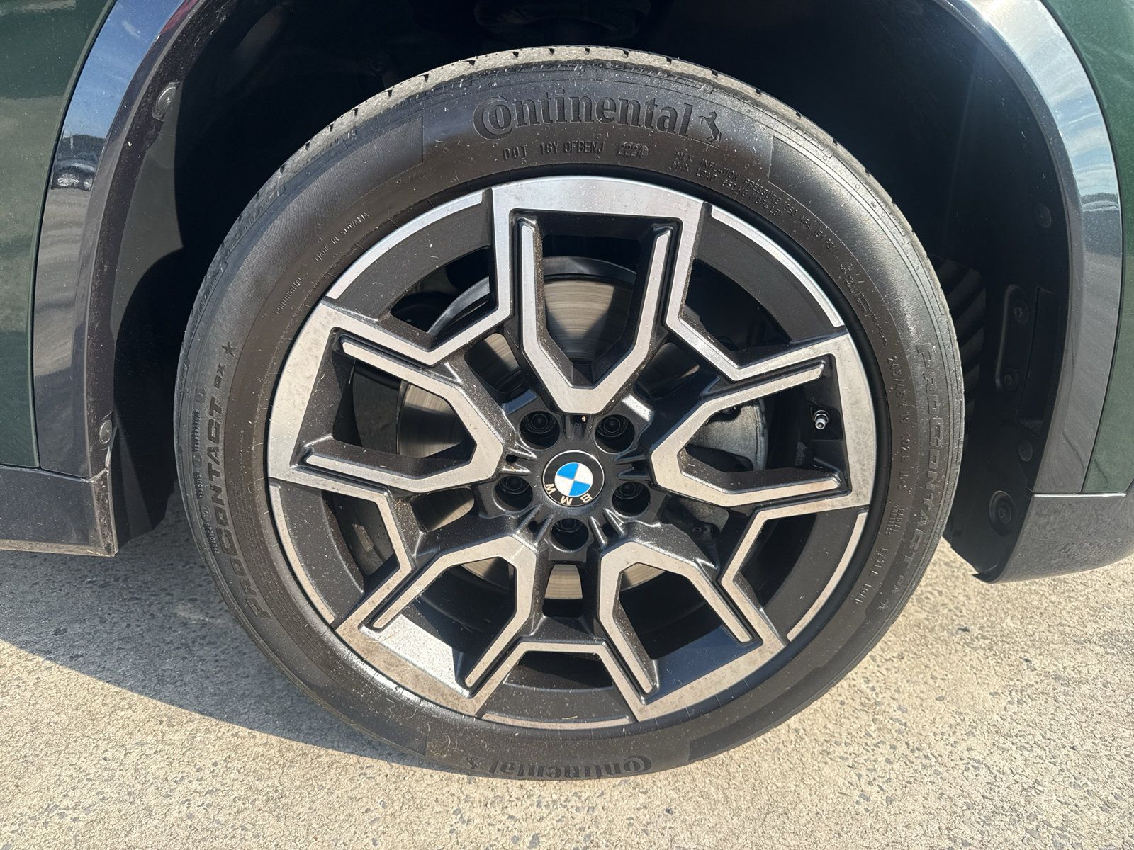 Used 2025 BMW X1 xDrive28i w/ Convenience Package AWD/4WD image 9
