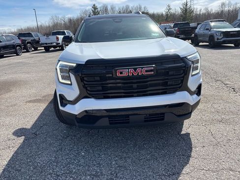 Used 2026 GMC Terrain Elevation w/ Elevation Premium Package AWD/4WD image 10