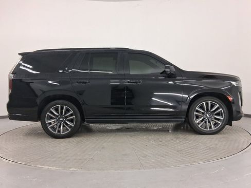 Used 2021 Cadillac Escalade Sport w/ Driver Assist Tech Package image 8