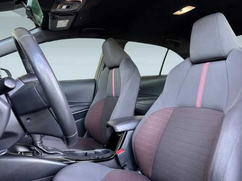 Used 2024 Toyota Corolla SE image 23