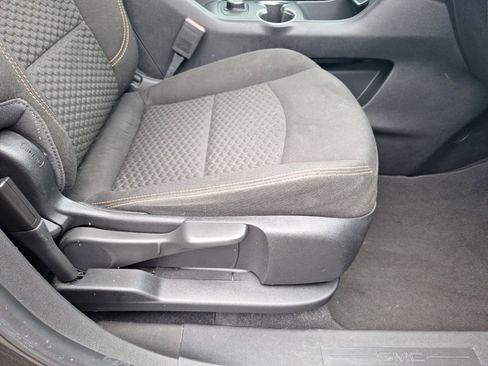 Used 2020 GMC Terrain SLE image 15