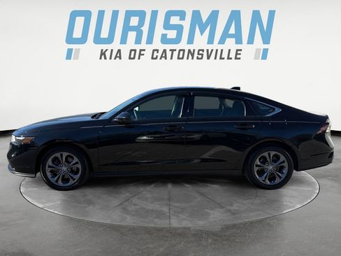 Used 2024 Honda Accord EX image 3