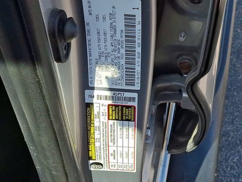Used 2020 Toyota Tacoma TRD Sport w/ Technology Package AWD/4WD image 33