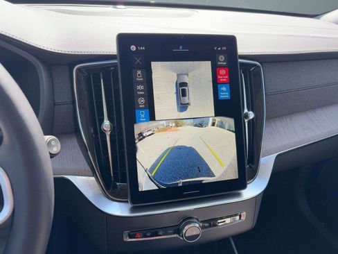 New 2026 Volvo XC90 T8 Ultra w/ Protection Package Premier image 29