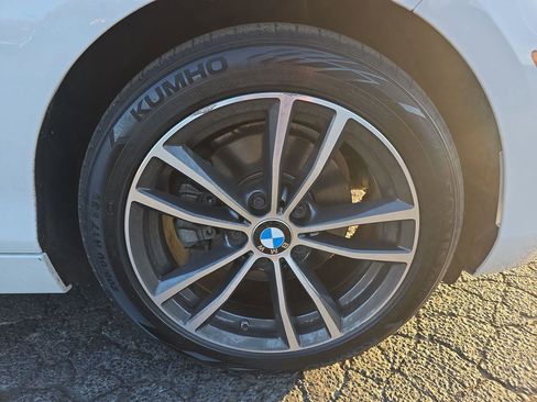 Used 2019 BMW 230i Coupe w/ Premium Package image 16