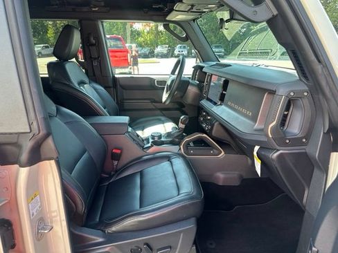 Used 2026 Ford Bronco Badlands AWD/4WD image 11