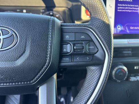 Used 2024 Toyota Tacoma TRD Off-Road image 19