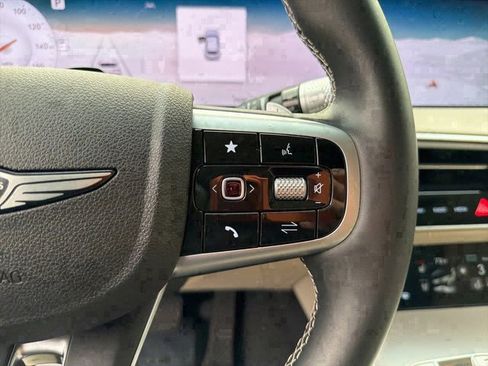 Used 2026 Genesis GV70 2.5T Advanced image 21