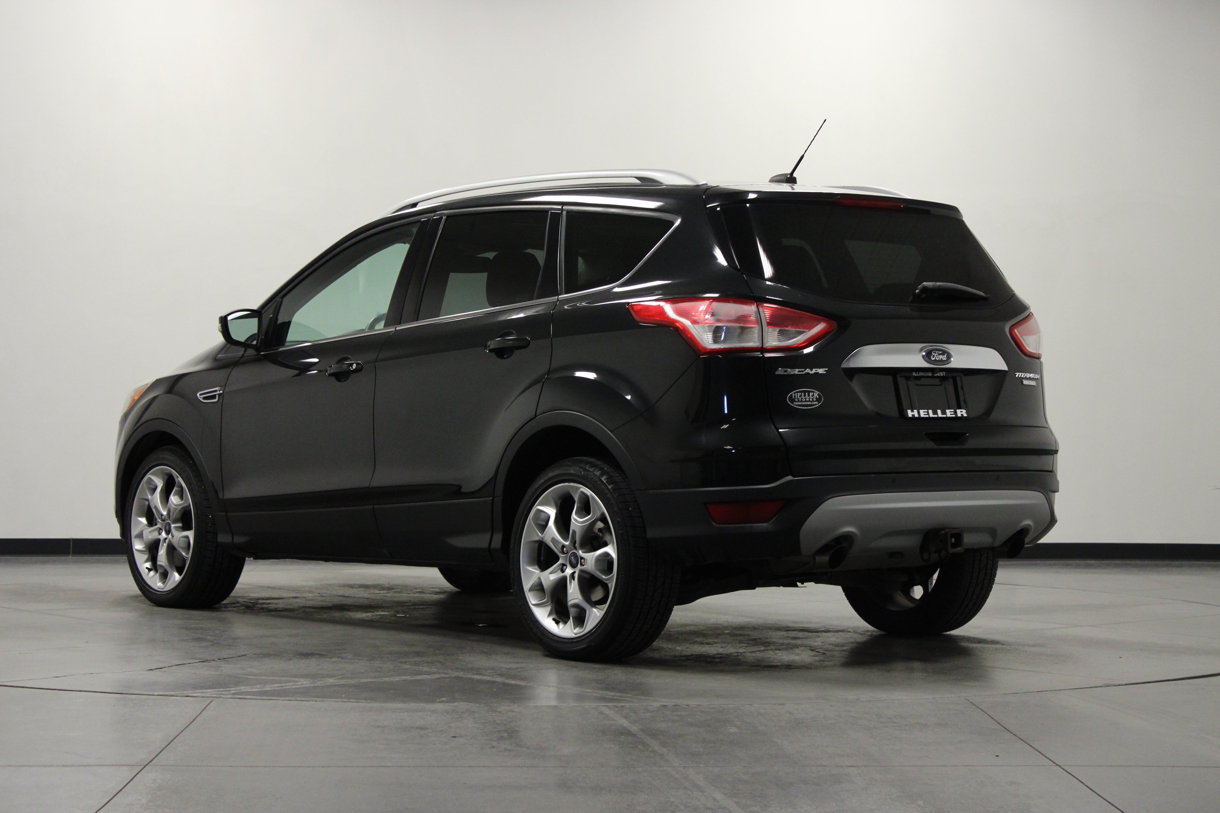 Used 2015 Ford Escape Titanium w/ Canadian Touring Package AWD/4WD image 6