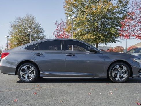 Used 2018 Honda Accord EX-L image 4