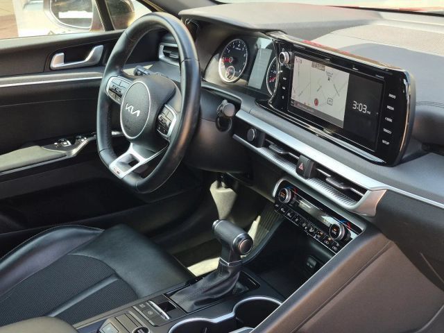 Used 2022 Kia K5 GT-Line FWD image 13